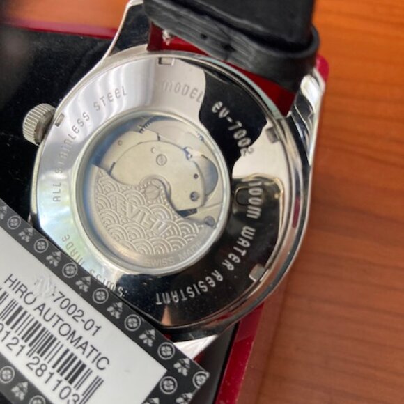 Watches - Picture 5 of 5